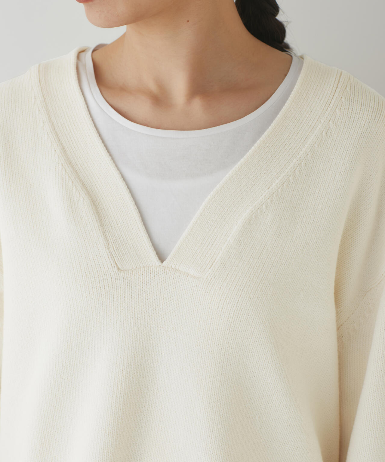 Vネックチュニックトップス | human woman（ヒューマンウーマン