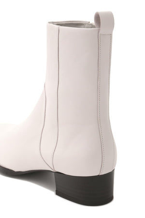 aa101efa-34ac-5a4b-a4ce-2c1b77781505_Image