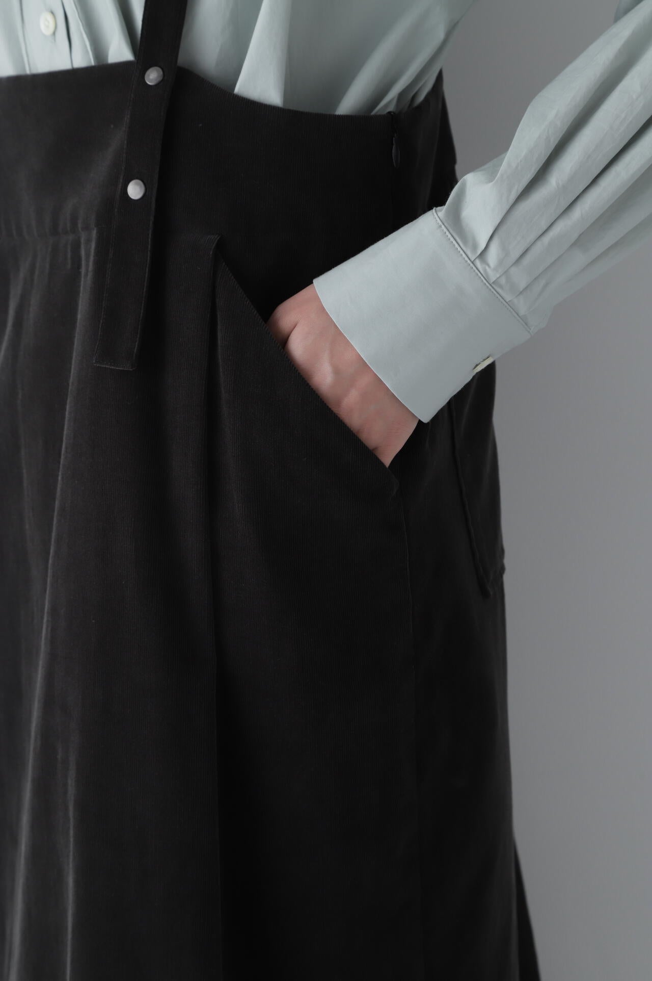 エアーコール吊り付きスカート | human woman（ヒューマンウーマン