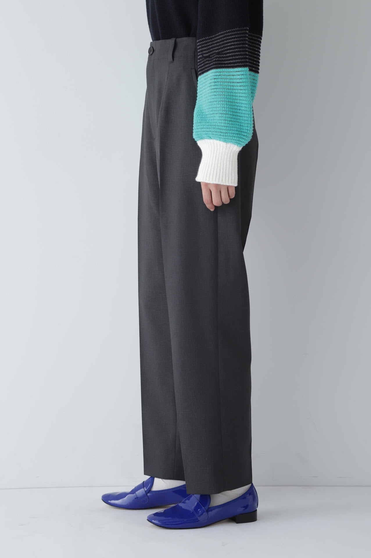 ウール調合繊ツイルパンツ | human woman（ヒューマンウーマン