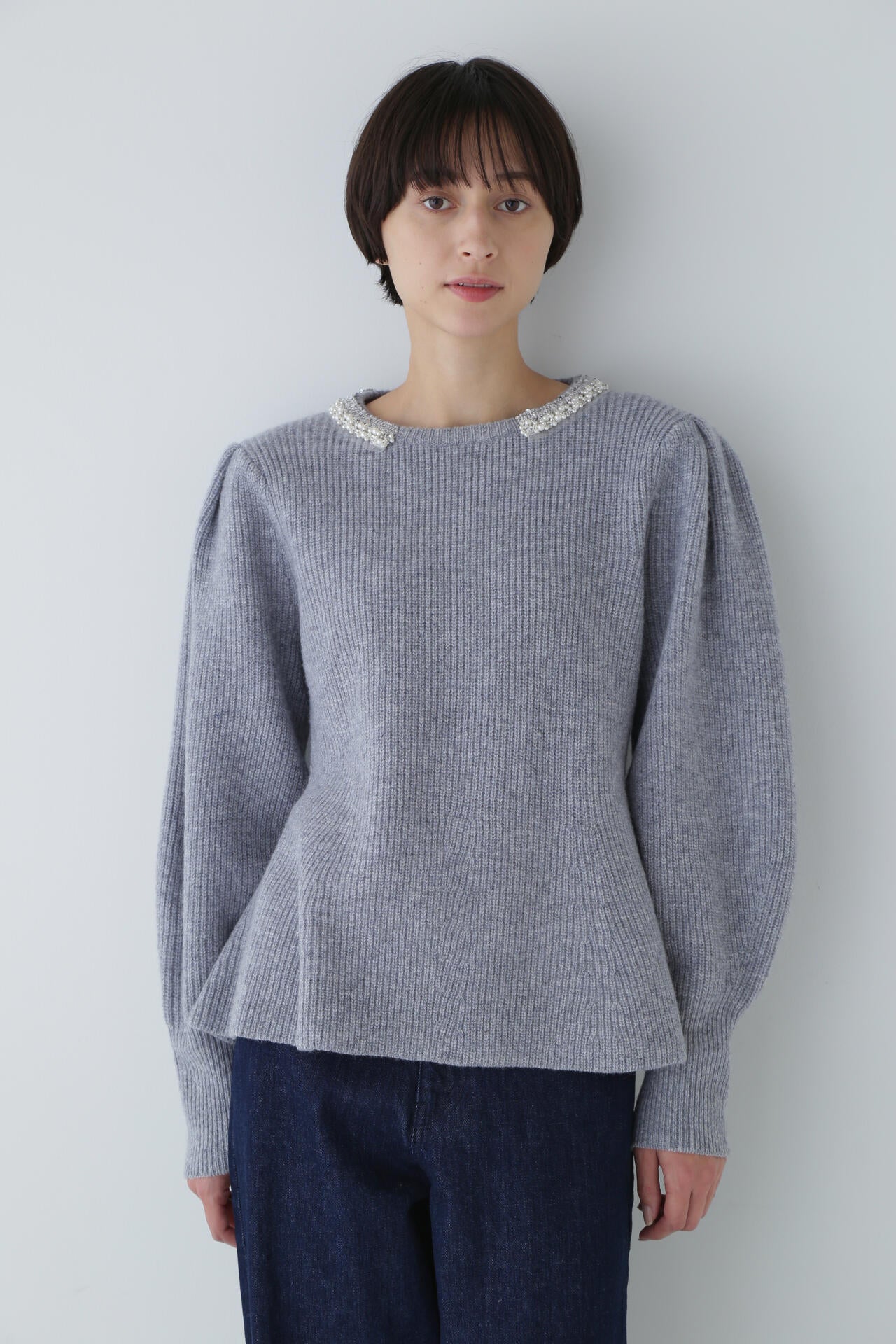 ヒューマンウーマン（HUMAN WOMAN）/◆ビジュー付きペプラムニット ビジュー付きペプラムニット | human woman（ヒューマンウーマン