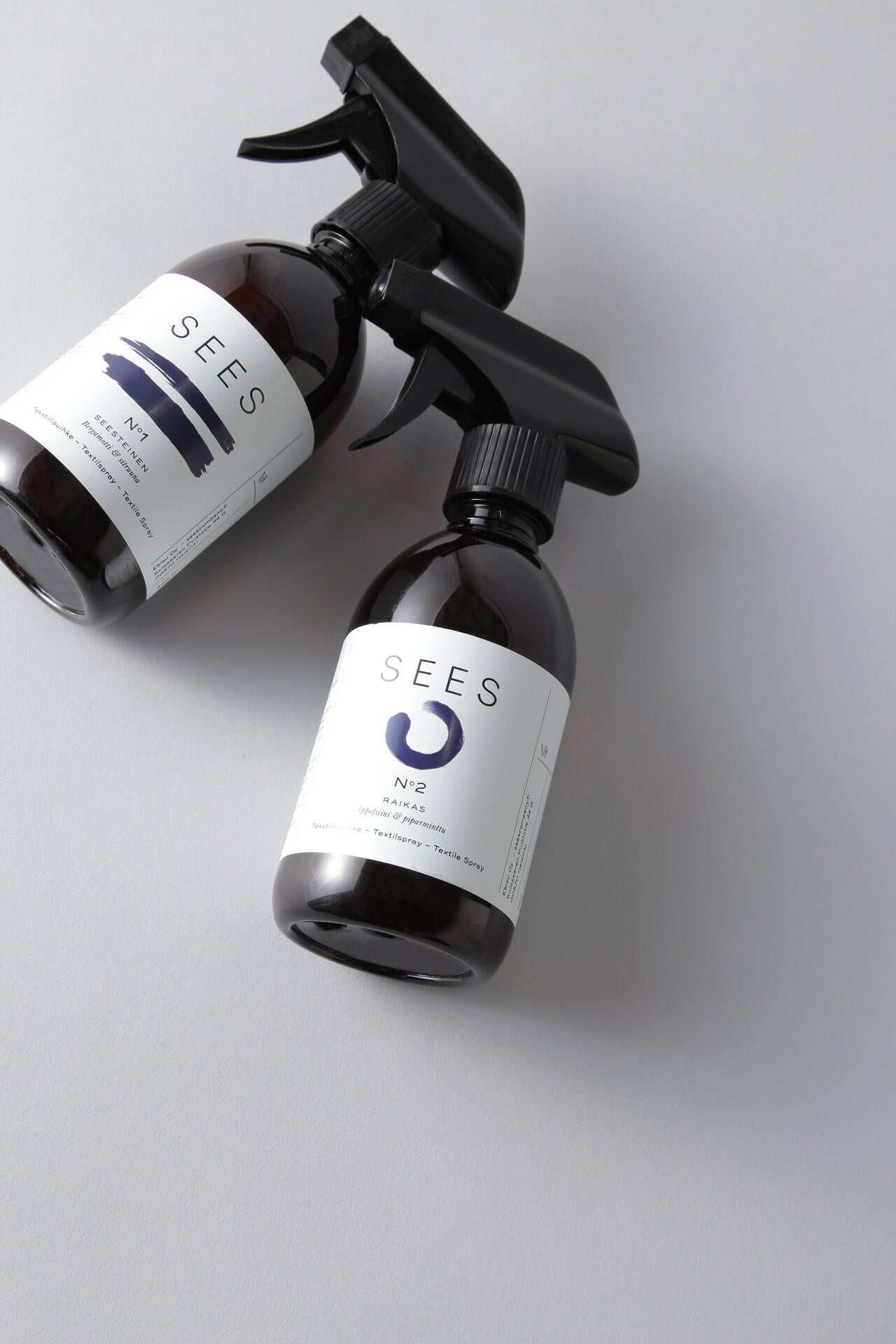 【Ｇｇ】　ＳＥＥＳ　Ｔｅｘｔｉｌｅ　ｓｐｒａｙ　３００ｍｌ