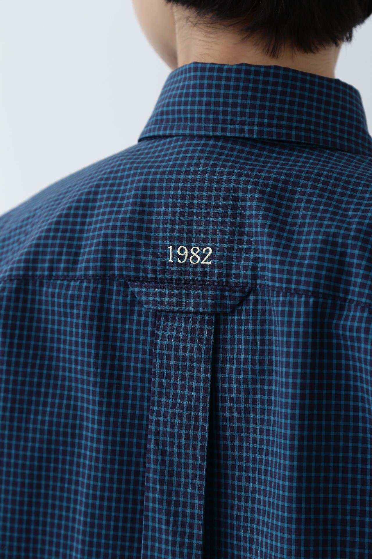 PARROTT CANVASコラボ】 ボタンダウンシャツ | human woman