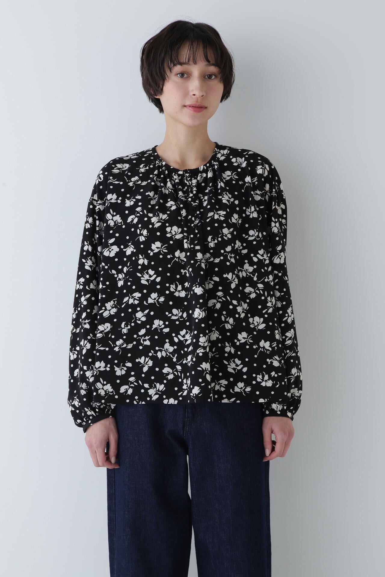 【湖の乙女】 エミリーカフマン作 フランクリンミント製 ブロンズ像 女神 湖の乙女】 エミリーカフマン作 フランクリンミント製 ブロンズ