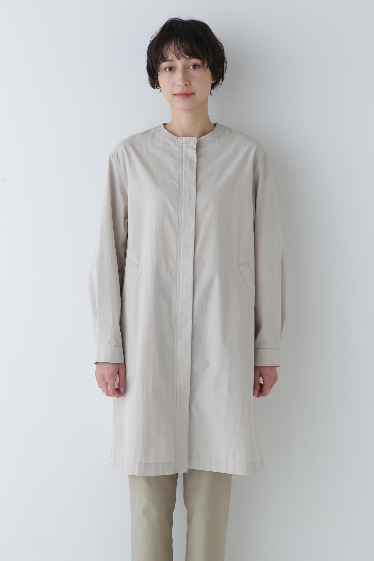 ■極美品センソユニコ芽風ノーカラーガウンコートスプリングコート センソユニコSENSOUNICO 芽風 ウールポリパネル切替変形コート