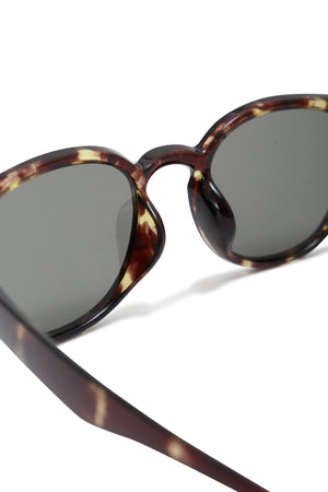 3bfbaff9-edf2-5601-8243-67b93a8a2951_Image