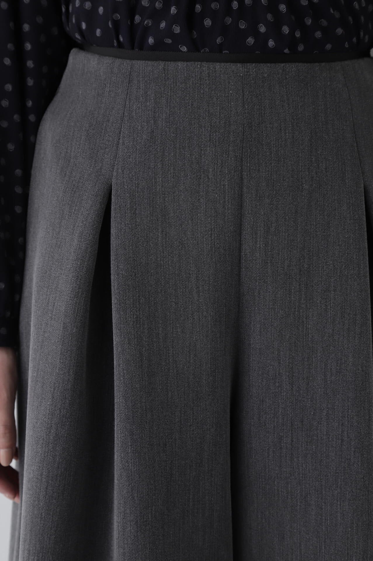 タックフレアーシルエットスカーチョ | human woman（ヒューマン