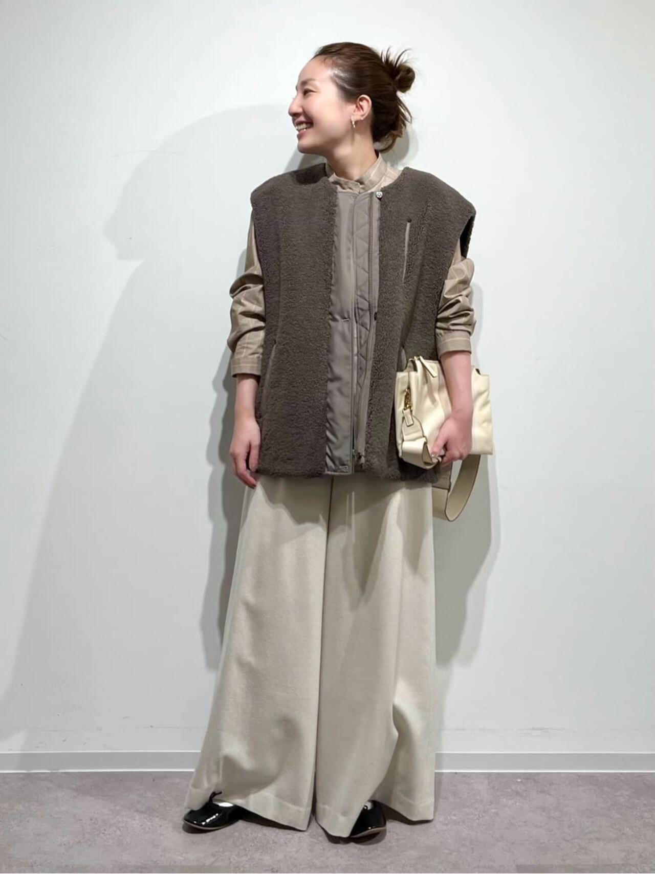 セミ梳毛ツイルパンツ | human woman（ヒューマンウーマン） ｜【公式