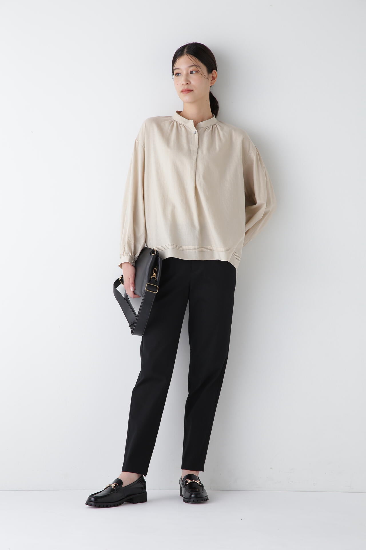 ピケストレッチピーチパンツ | human woman（ヒューマンウーマン