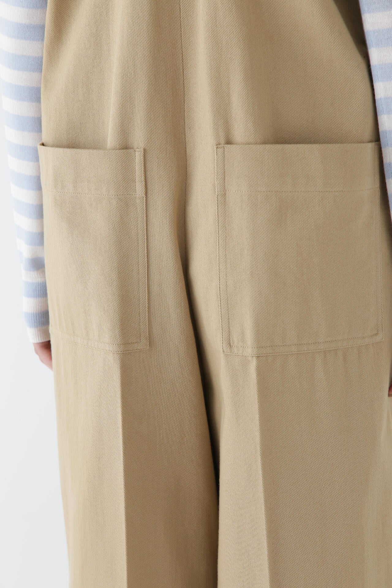 カツラギ吊り付きバストパンツ | human woman（ヒューマンウーマン