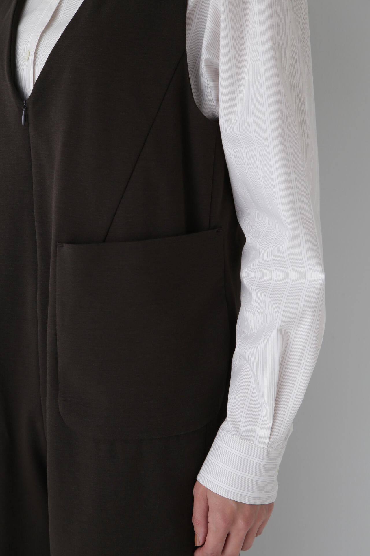 ストレッチポンチオールインワン | human woman（ヒューマン