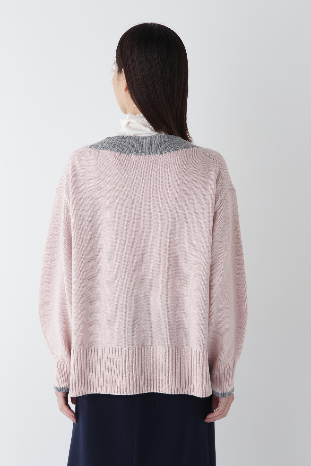 ウールカシミヤVネックニットプルオーバー | human woman（ヒューマン