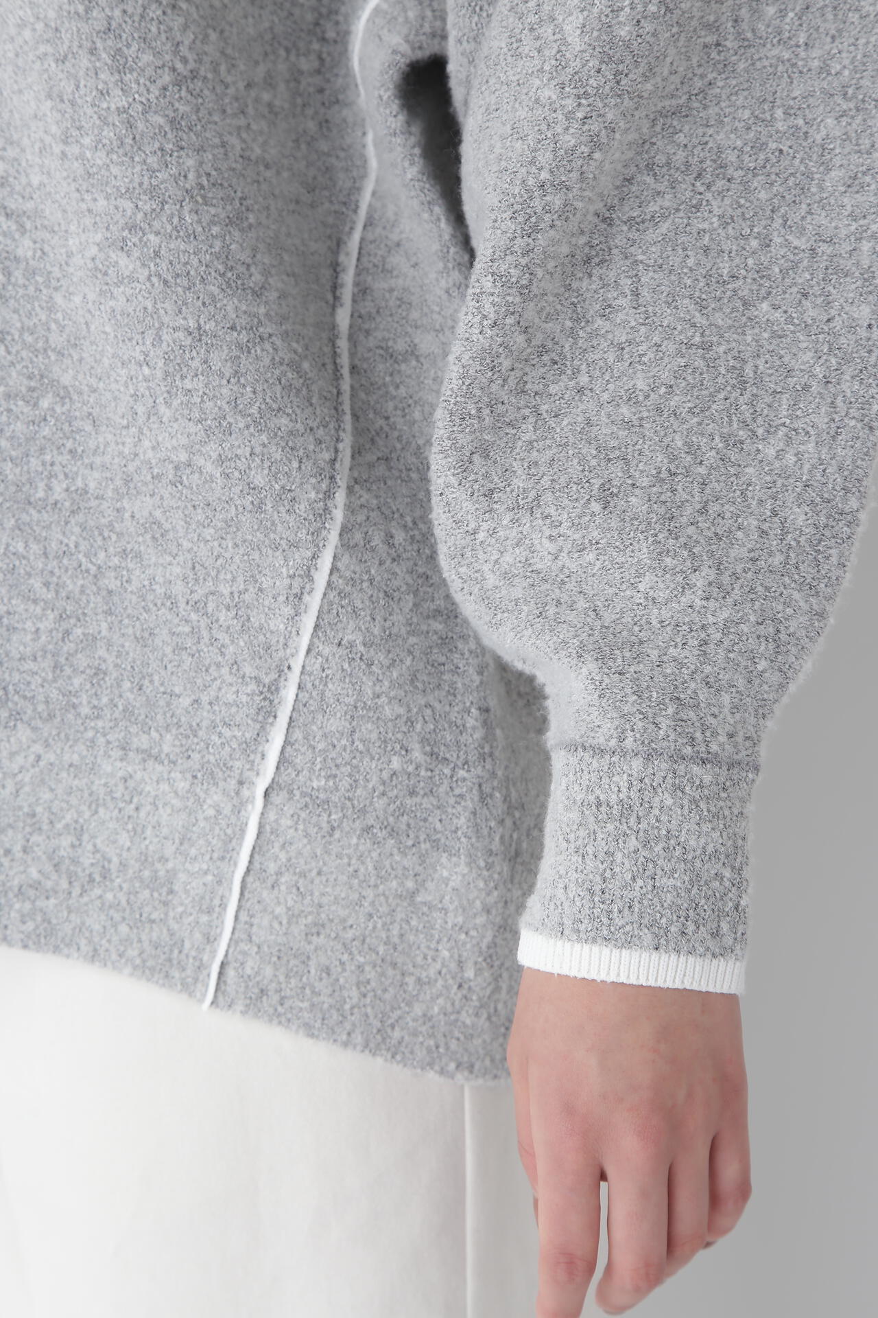 接結ブークレボリュームプルオーバー | human woman（ヒューマン