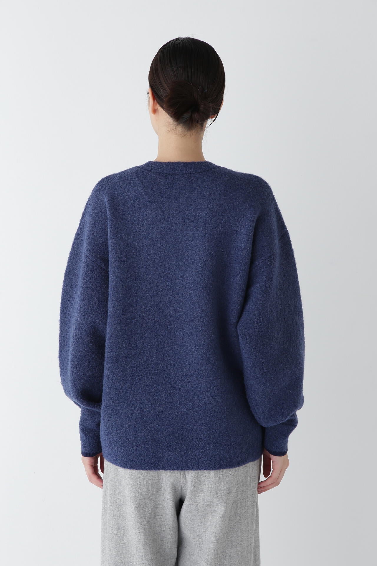 接結ブークレボリュームプルオーバー | human woman（ヒューマン