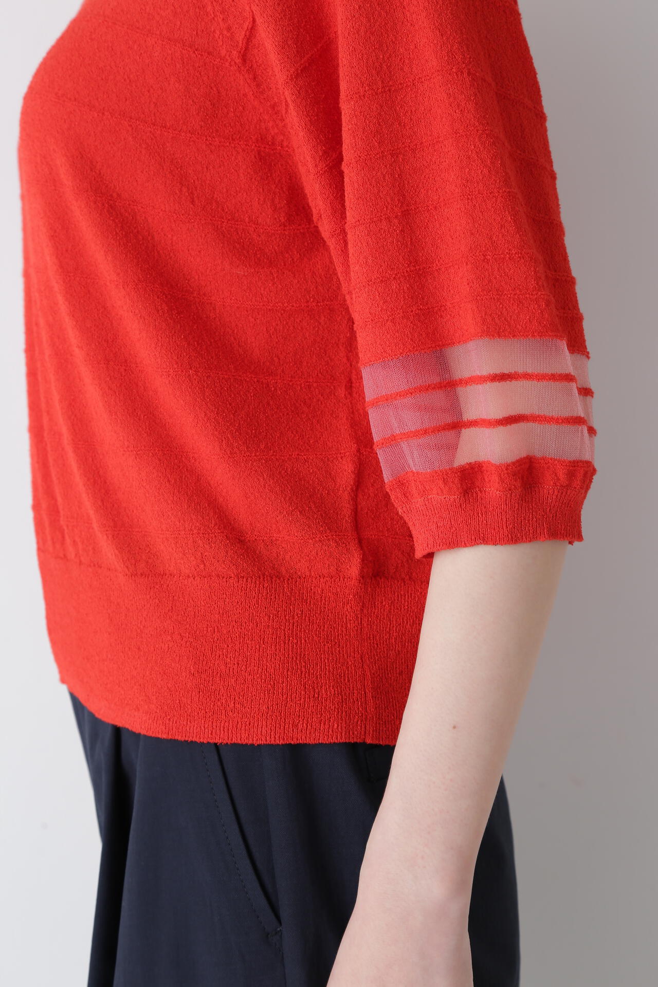 ブークレボーダーニット | human woman（ヒューマンウーマン