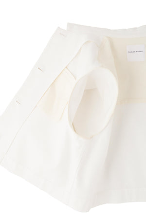 e46b0d8a-64ce-5507-b842-af04722ed625_Image