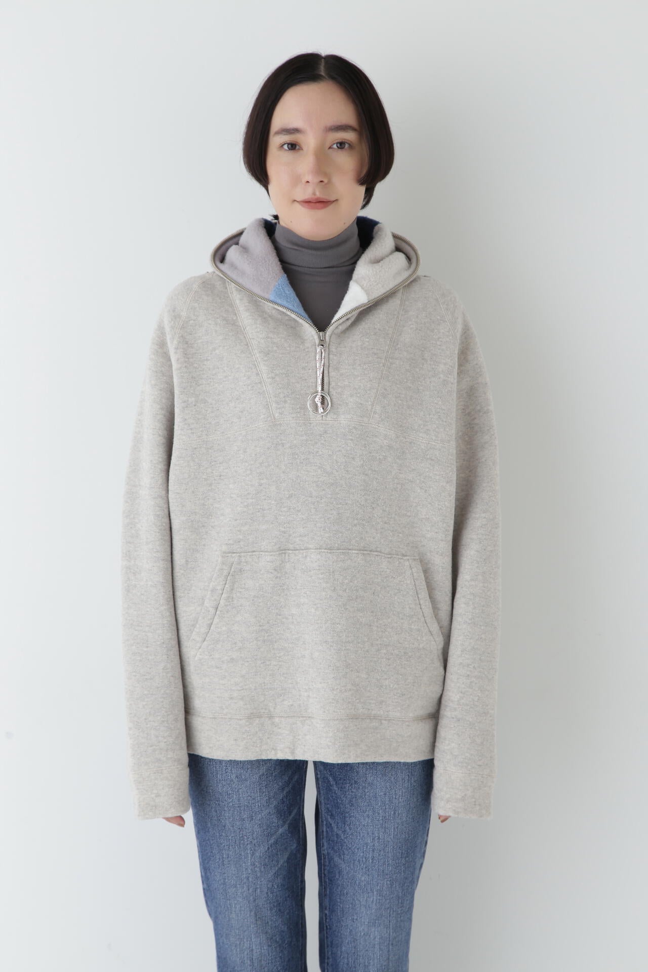 NATICコラボ】スライバーハーフジップフーディーPO | human woman