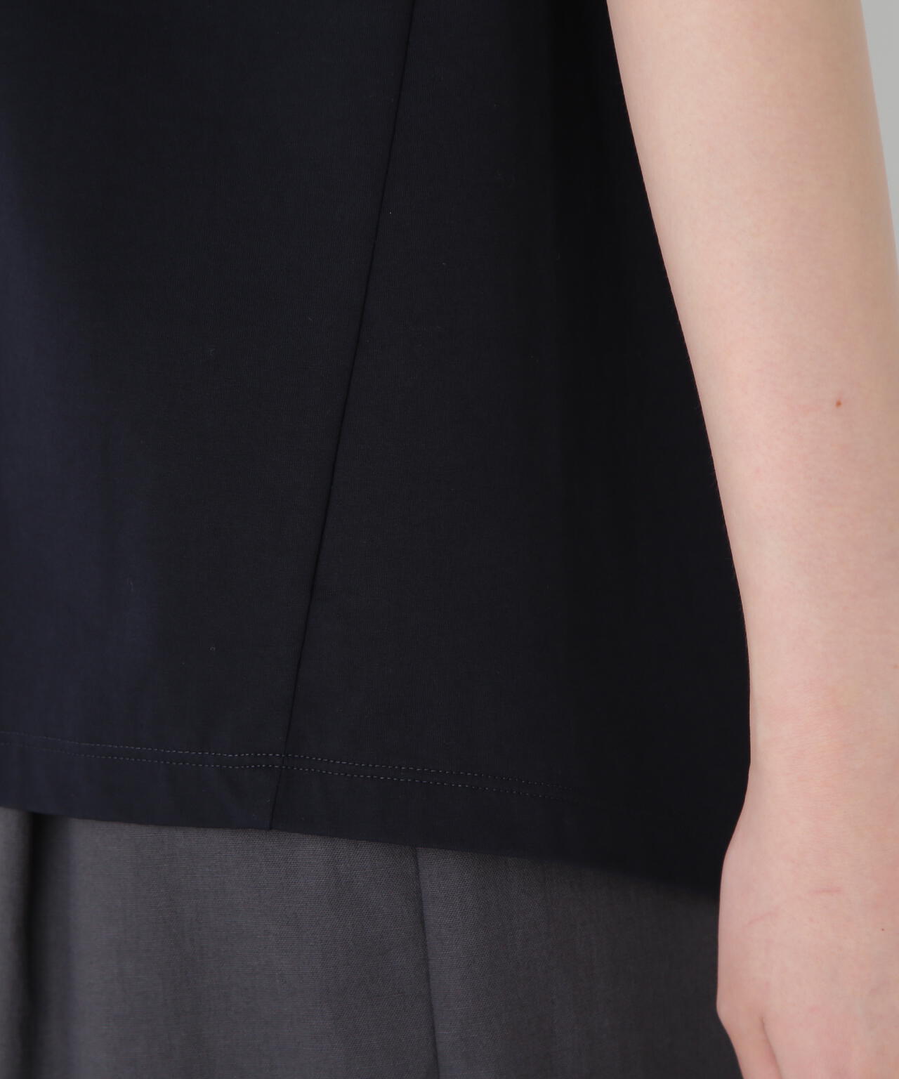 フレンチスリーブカットソークレリックブラウス