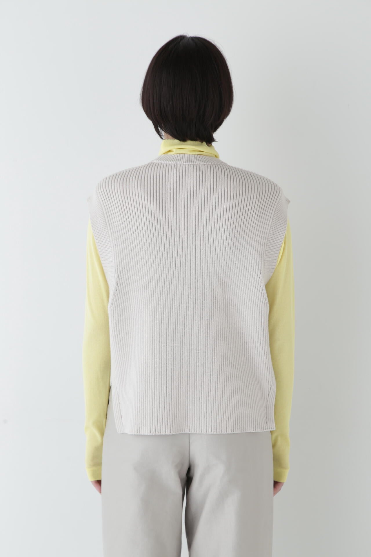 ウォッシャブル】綿ポリリブ見えクルーベスト | human woman