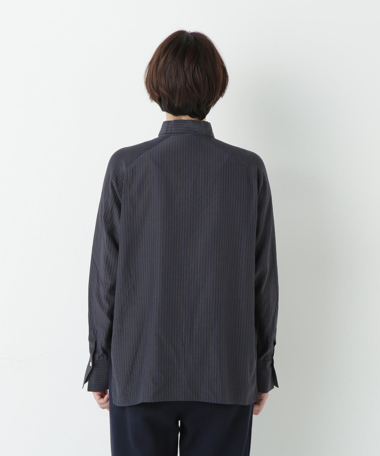 ストライプローンハイネックシャツ | human woman（ヒューマンウーマン