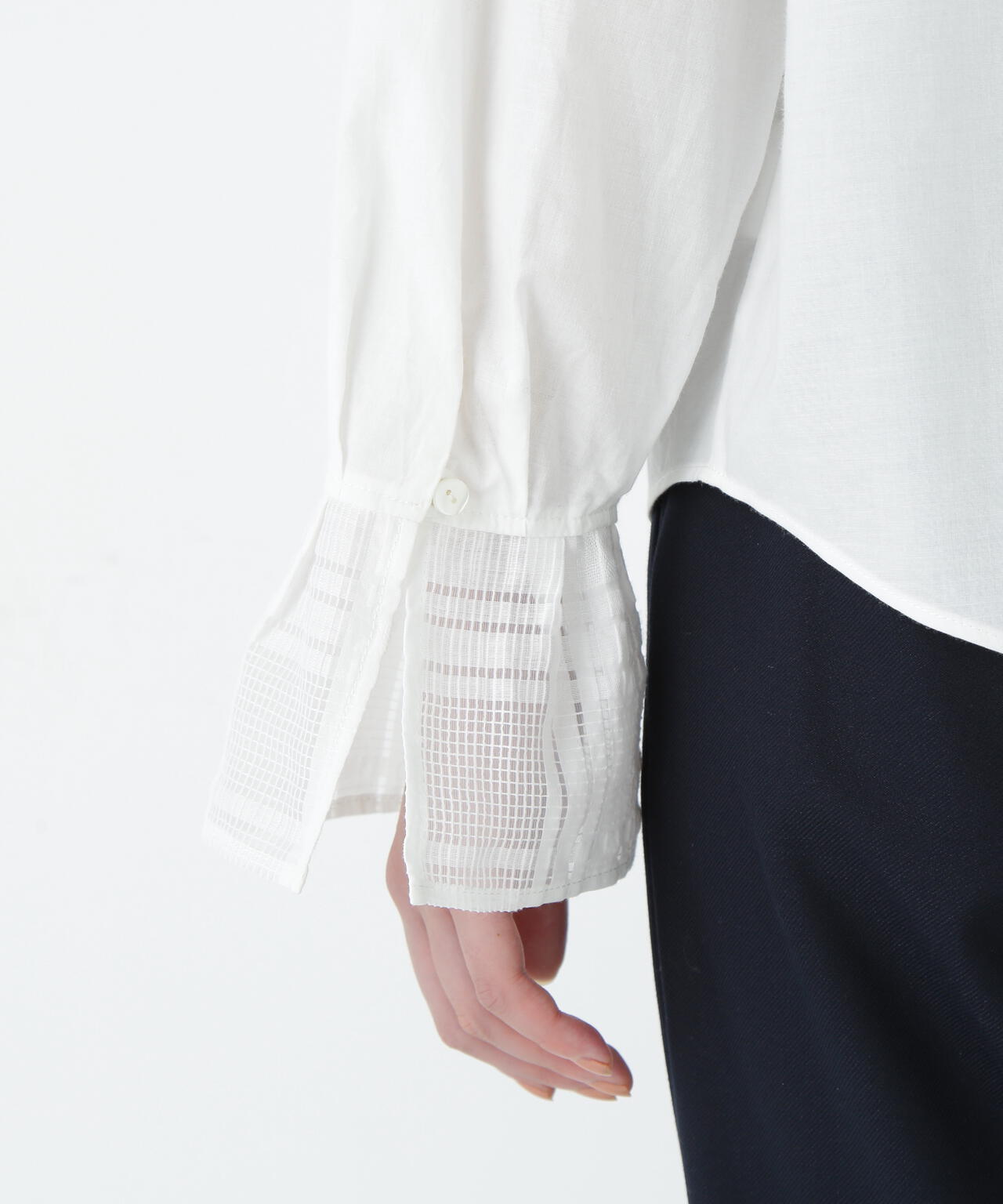 袖チェックジャガードブラウス