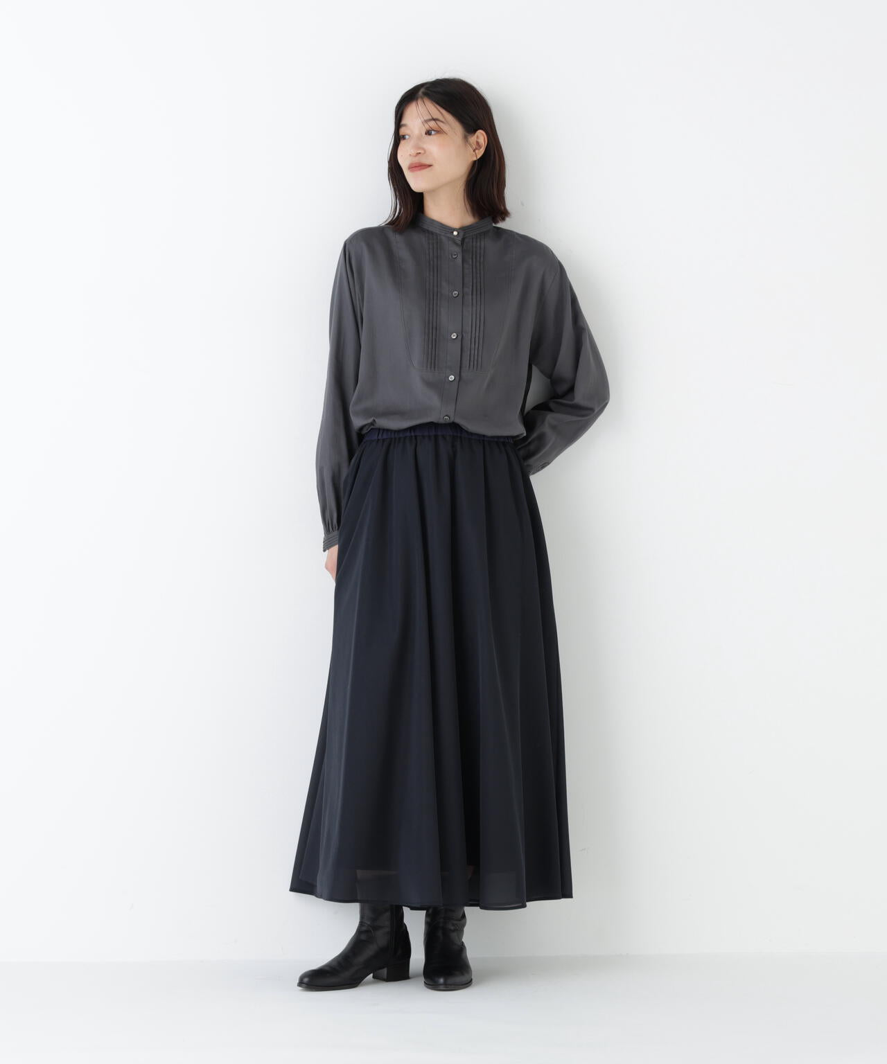 ピンタックバンドカラーブラウス | human woman（ヒューマンウーマン