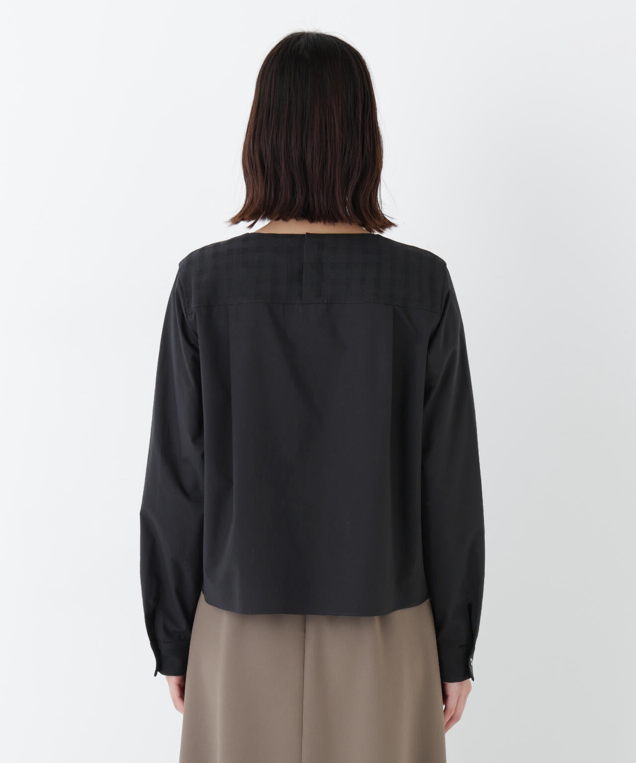 レースドッキングプルオーバー | human woman（ヒューマンウーマン