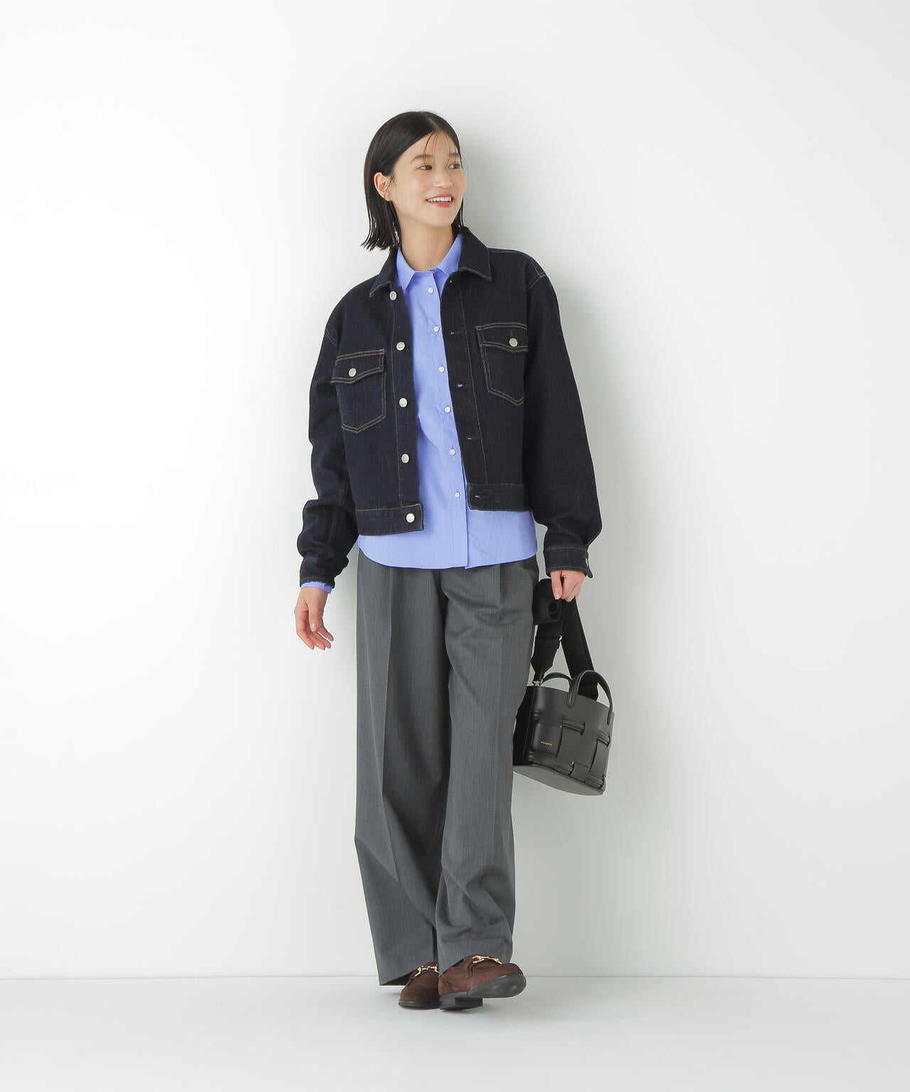 ベーシックカラーシャツ | human woman（ヒューマンウーマン