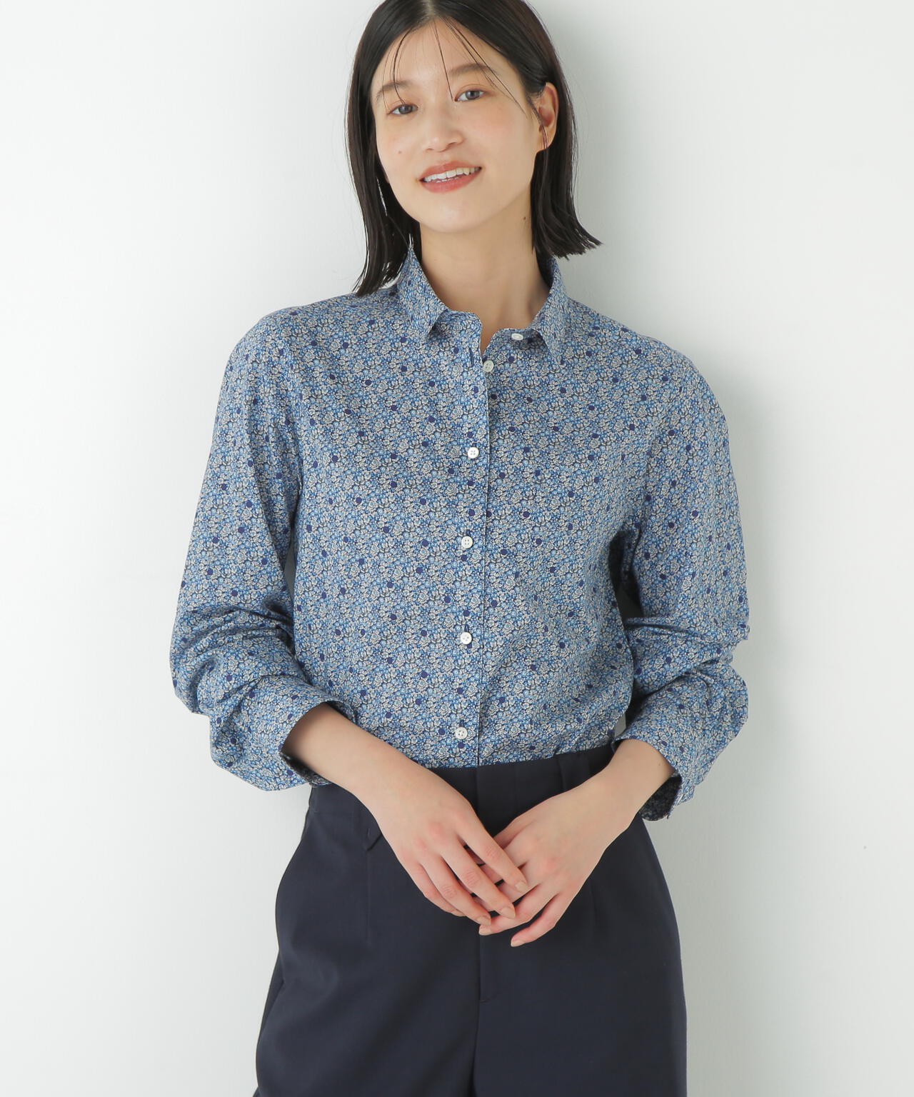 リバティプリントベーシックカラーシャツ