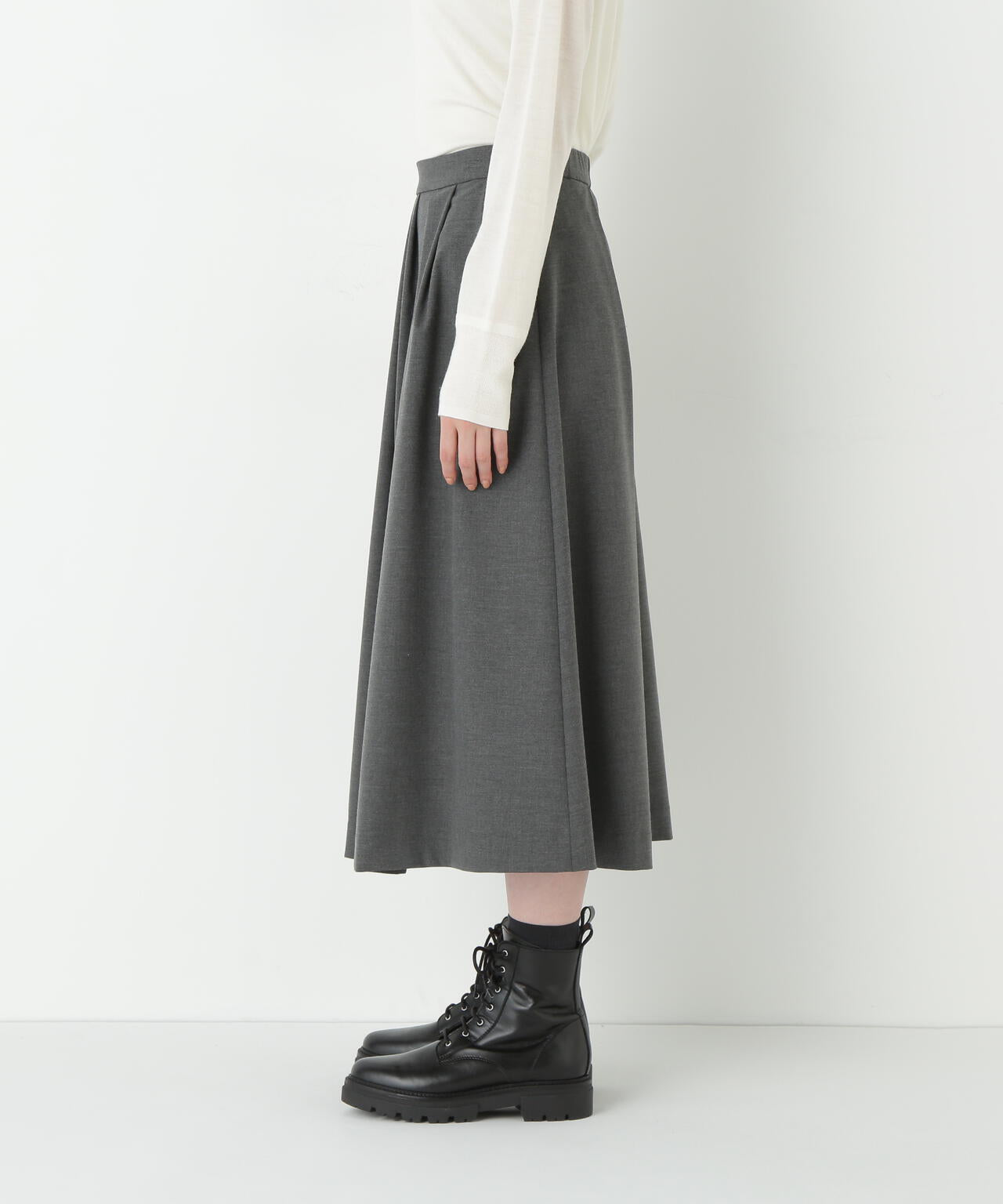 ランダムタックフレアースカート | human woman（ヒューマンウーマン