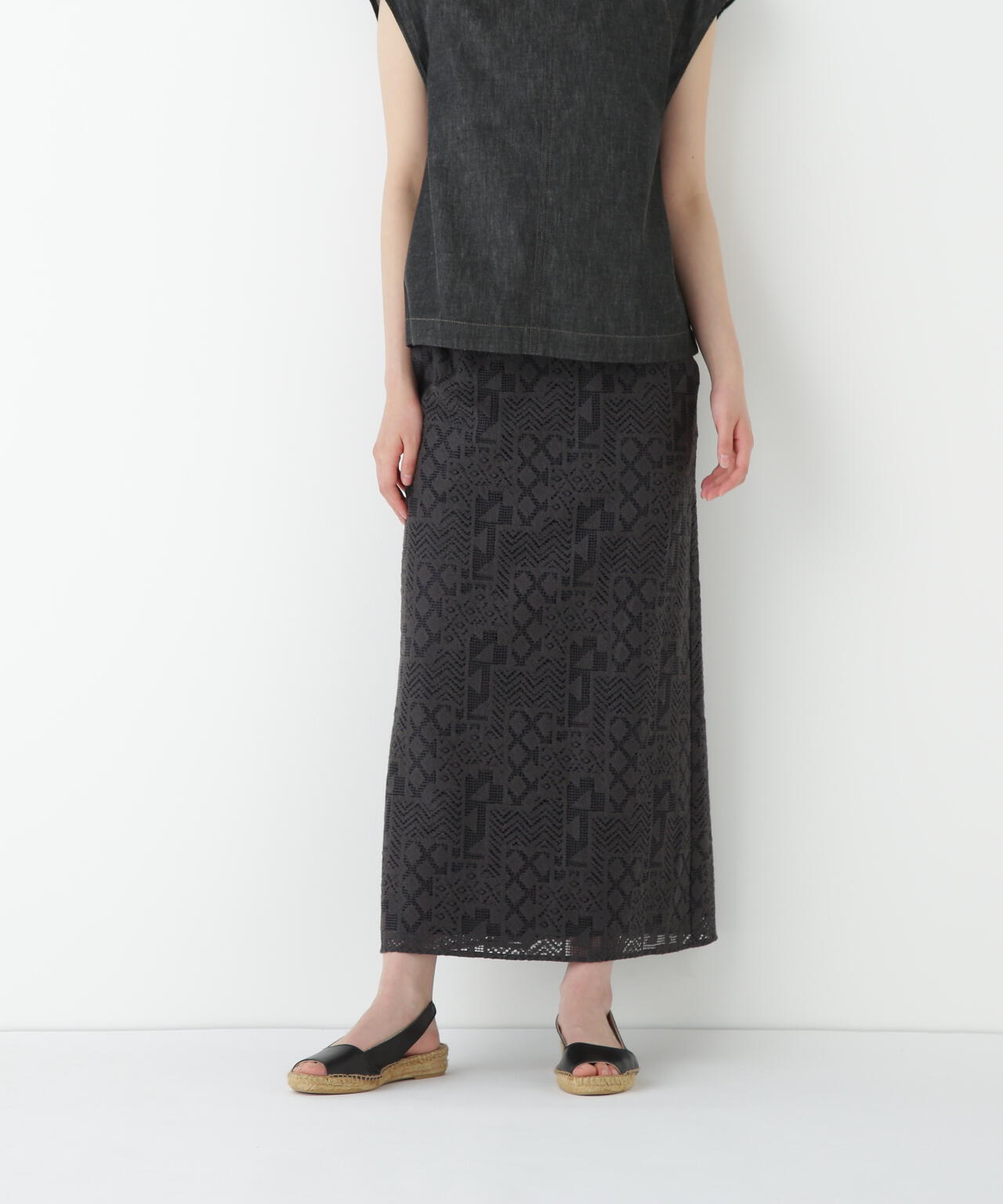 b8e7b327-b4e8-5a59-a747-cca42d3e8ee9_Image