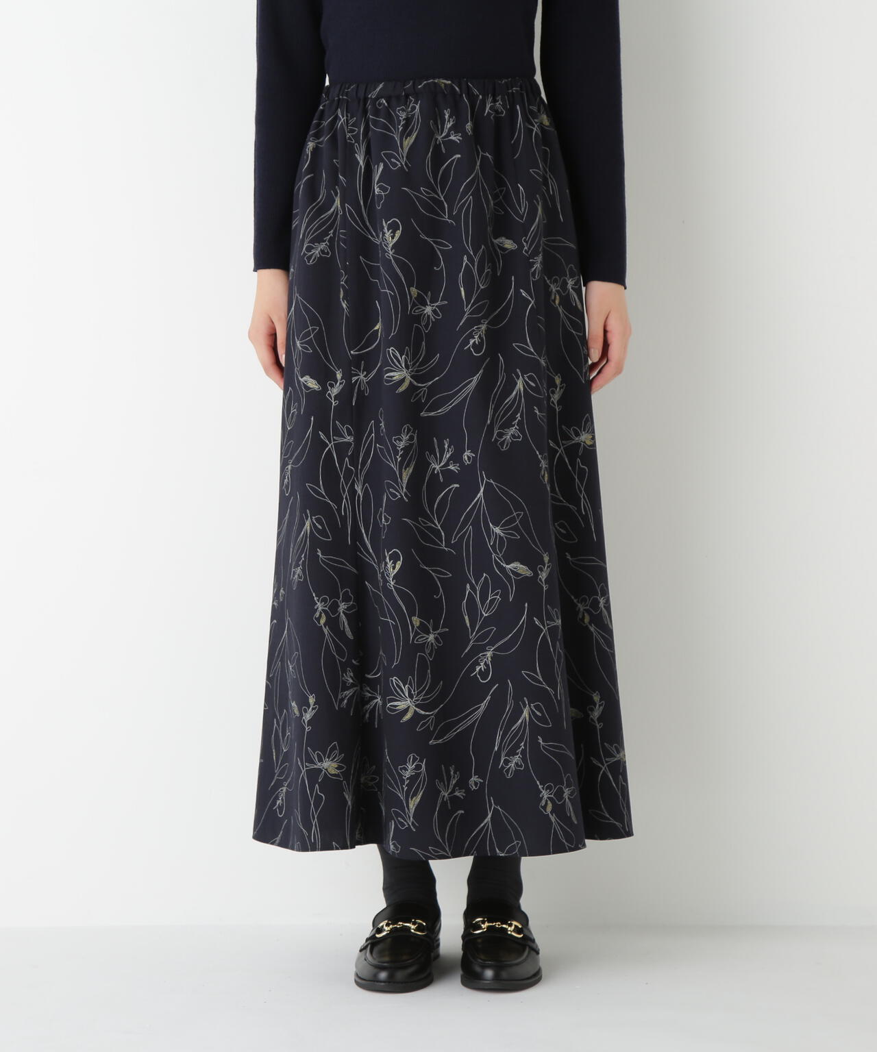 ラインイラストPTセミマーメイドスカート | human woman（ヒューマン