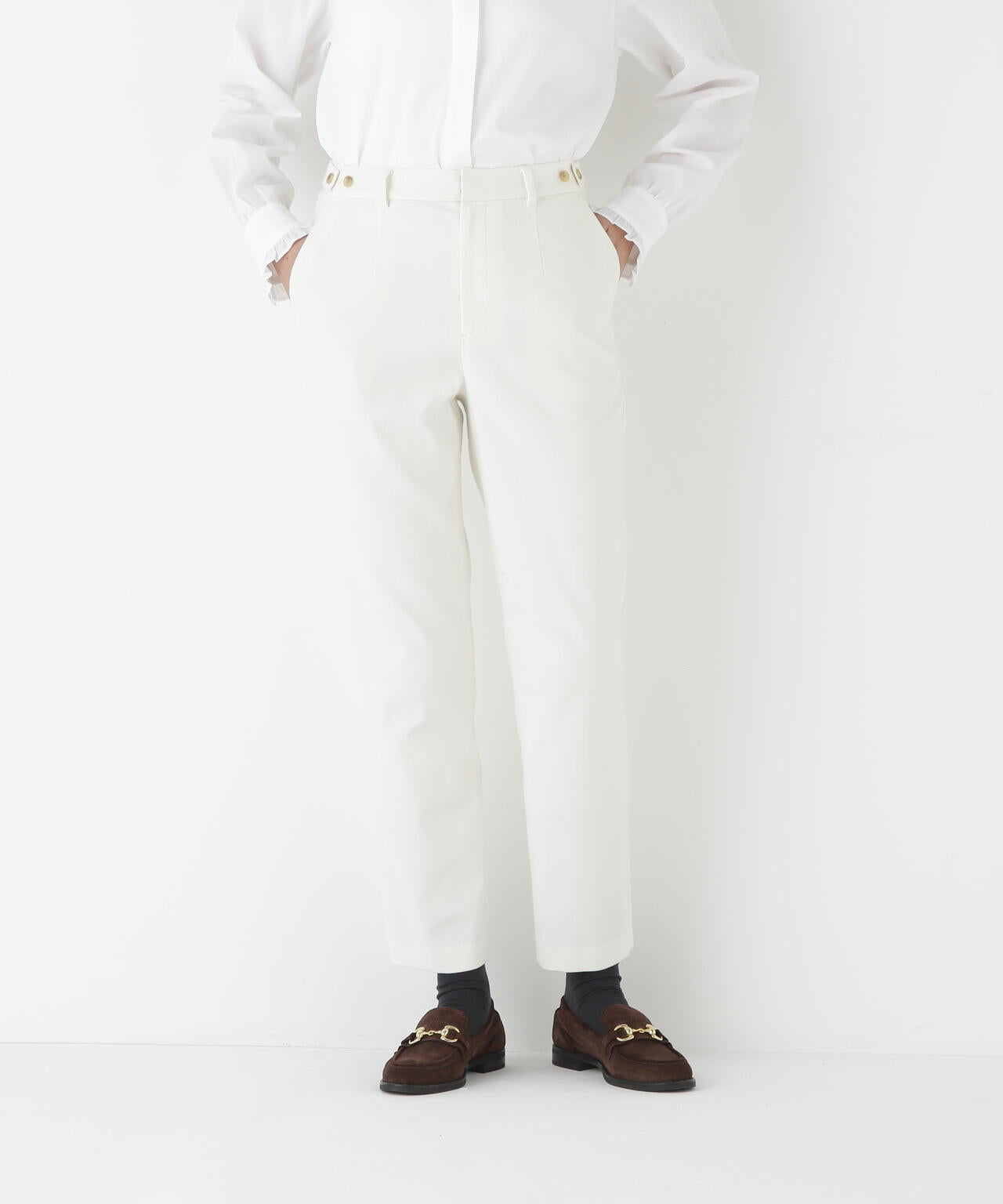 ピケスエードスリムストレートパンツ