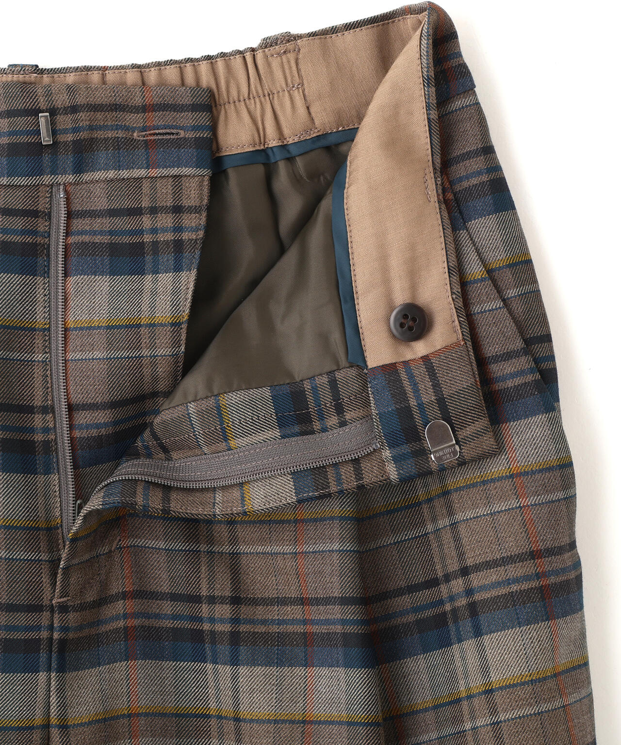 先染めチェックタックセミワイドパンツ