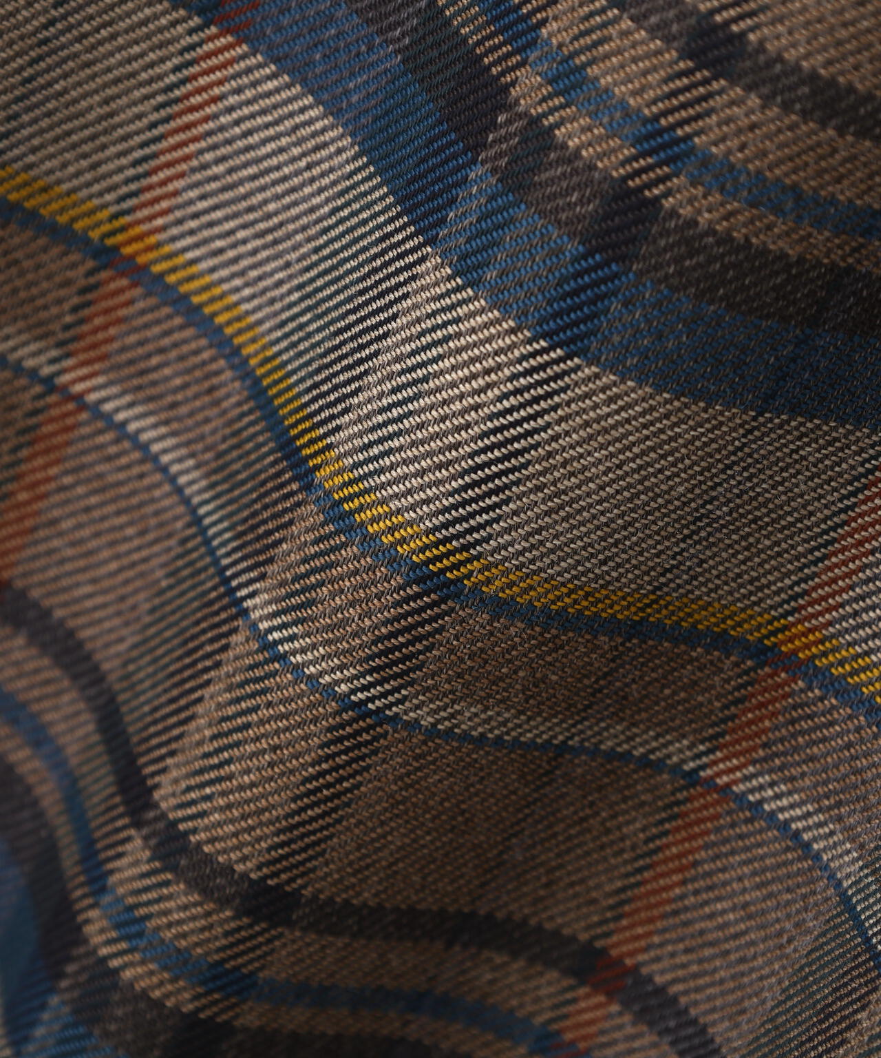 先染めチェックタックセミワイドパンツ