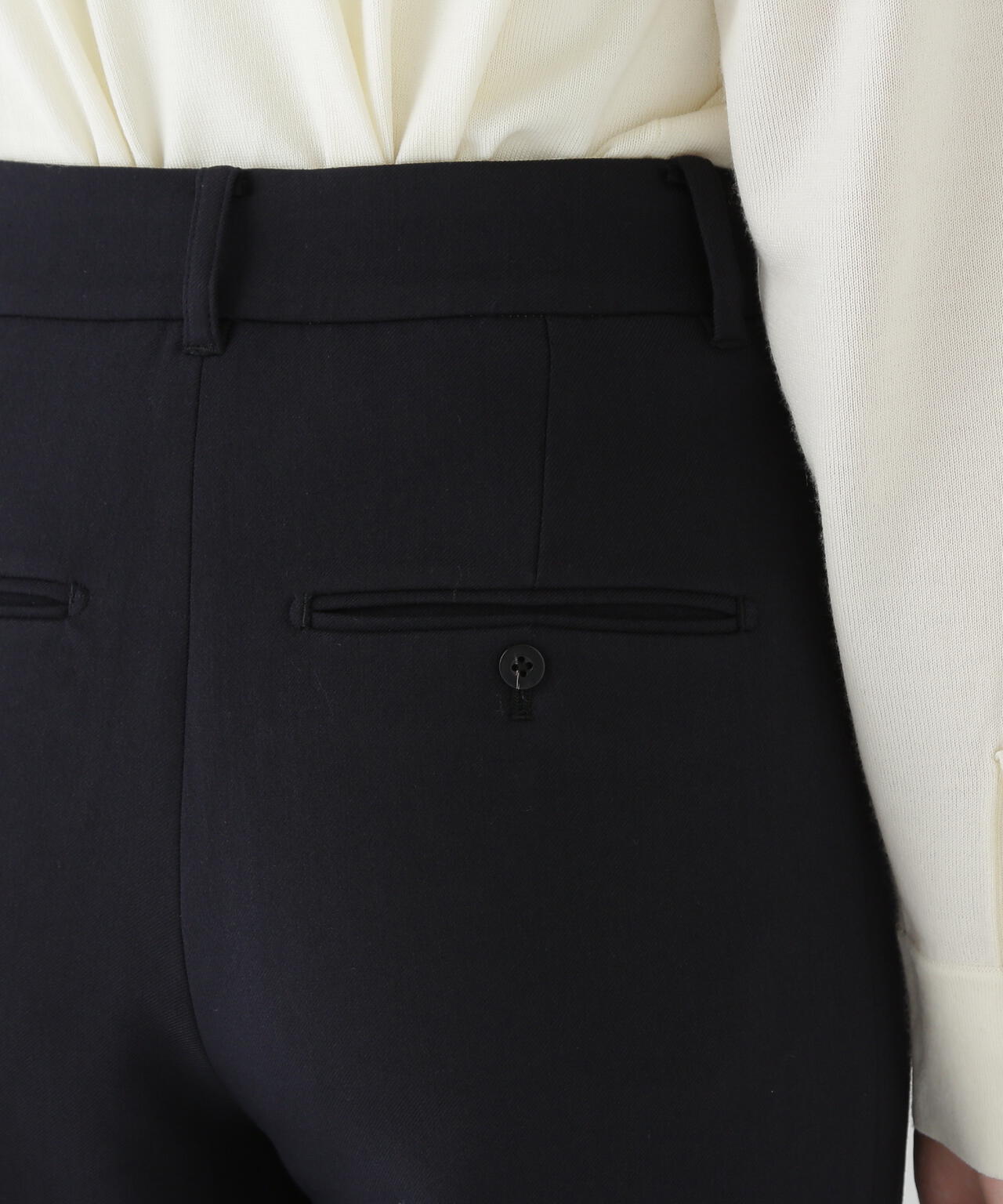 ダブルクロスストレートパンツ | human woman（ヒューマンウーマン