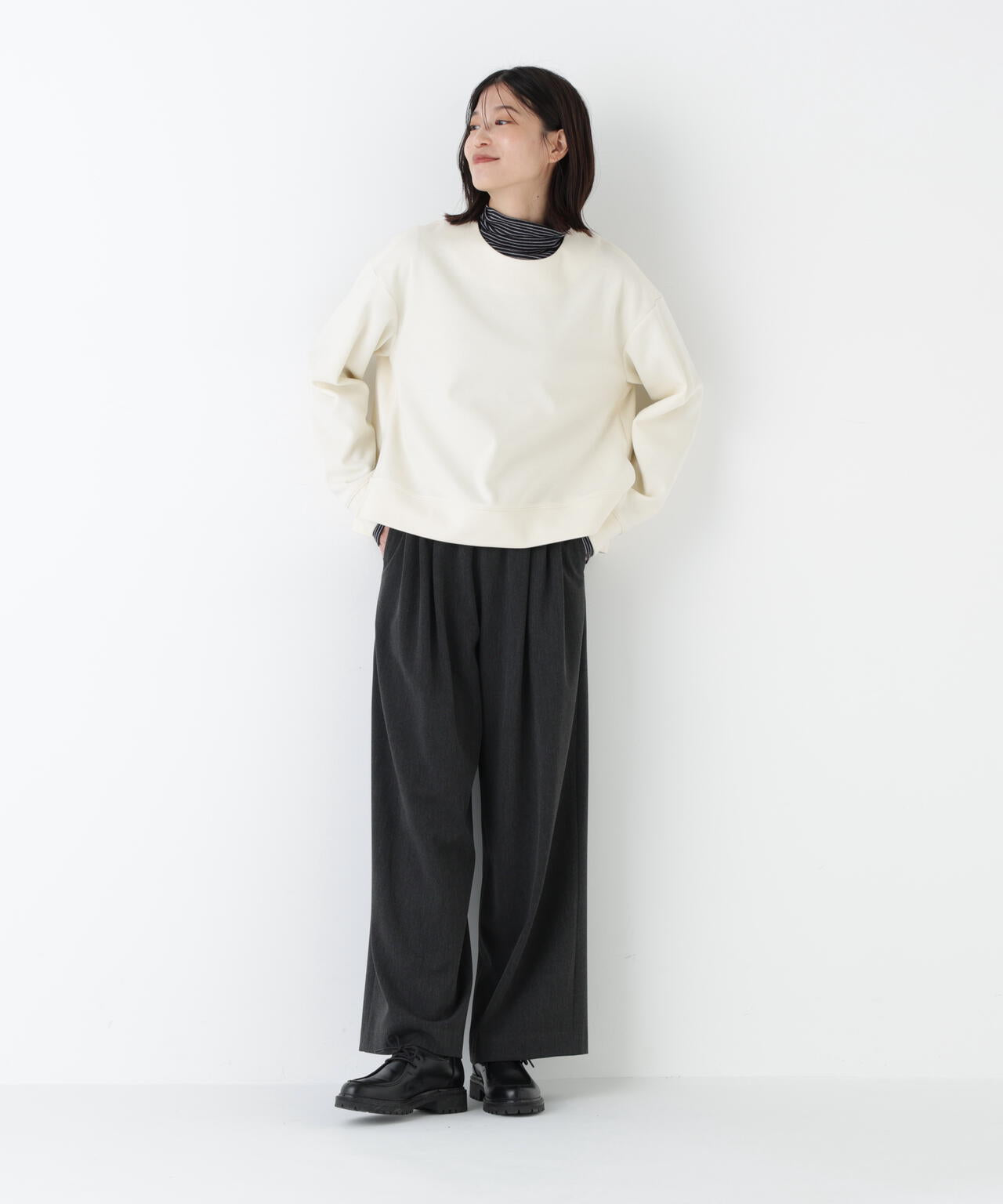 試着のみ！ヒューマンウーマン　ウールワイドパンツ ≪ウォーム素材 / 洗える≫裏起毛イージーワイドパンツ | human woman