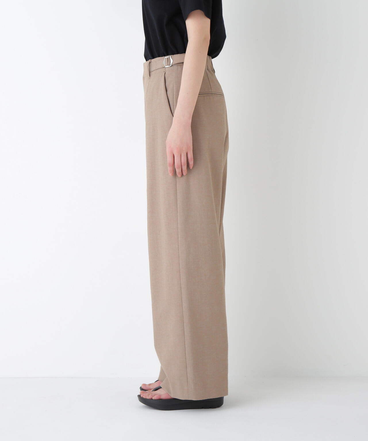 シェルタリングドライオックスセミワイドパンツ