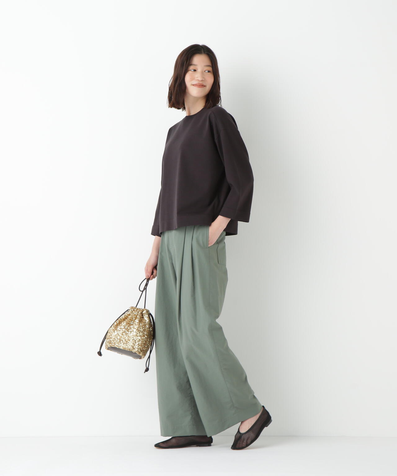 綿ナイロンタッサータックワイドパンツ