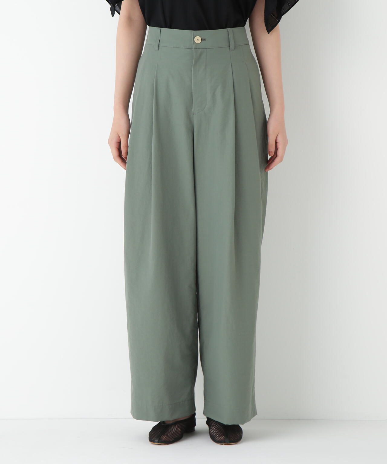 綿ナイロンタッサータックワイドパンツ