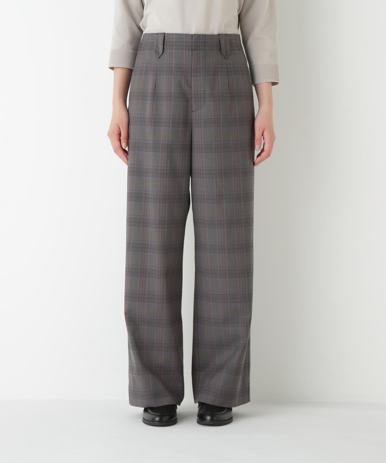 極美品 未使用？ カナダ製 wash2wear スエードレザー ストレートパンツ 強撚シャークスキンセミワイドパンツ | human woman（ヒューマン