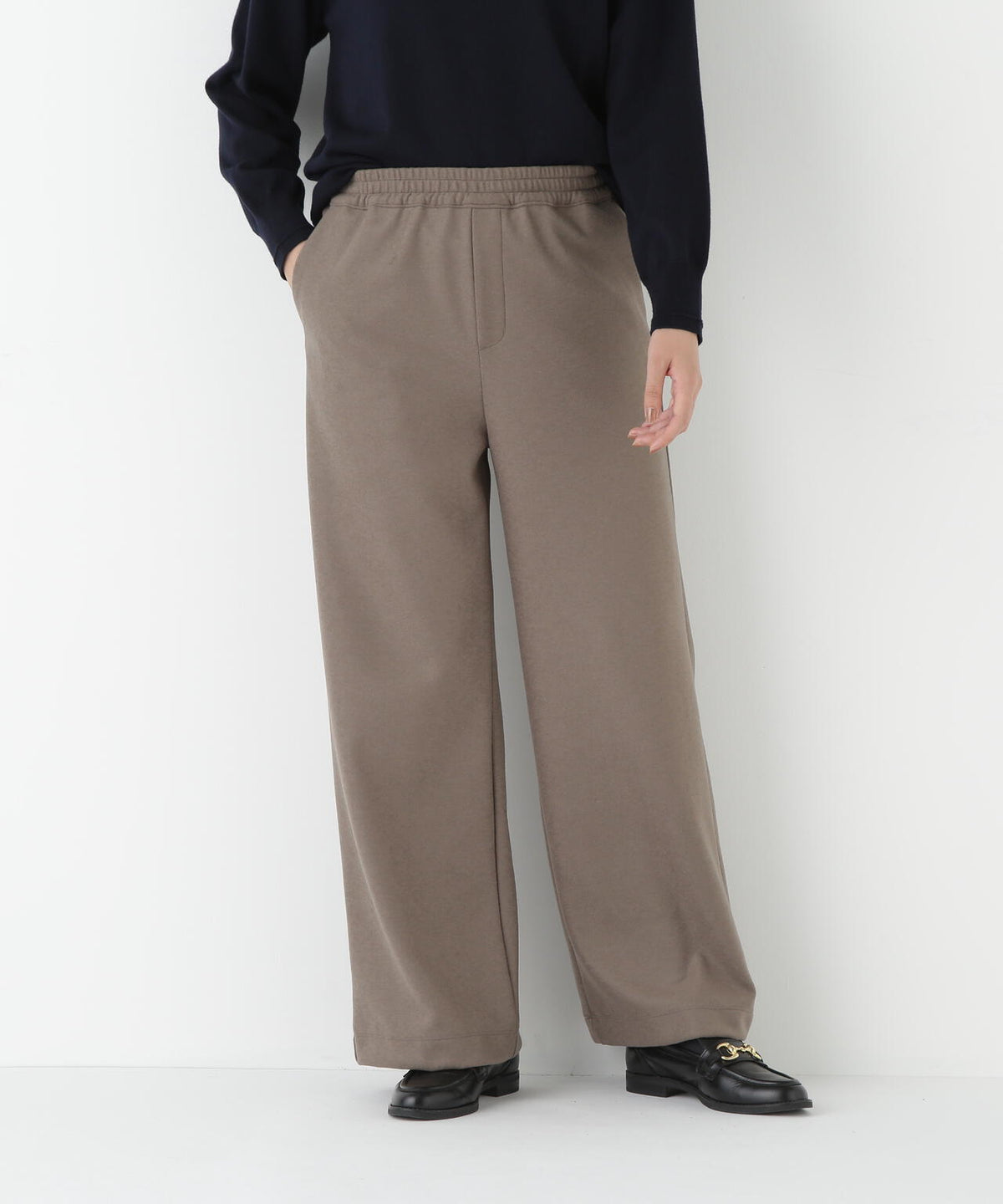 ミルドジャージーストレートパンツ