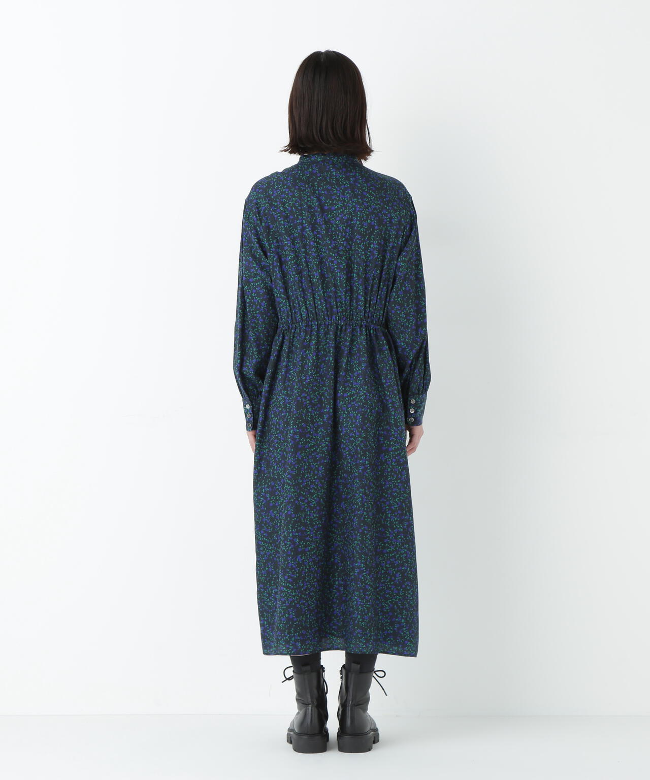 プチフラワープリントブラウジングバンドカラーワンピース