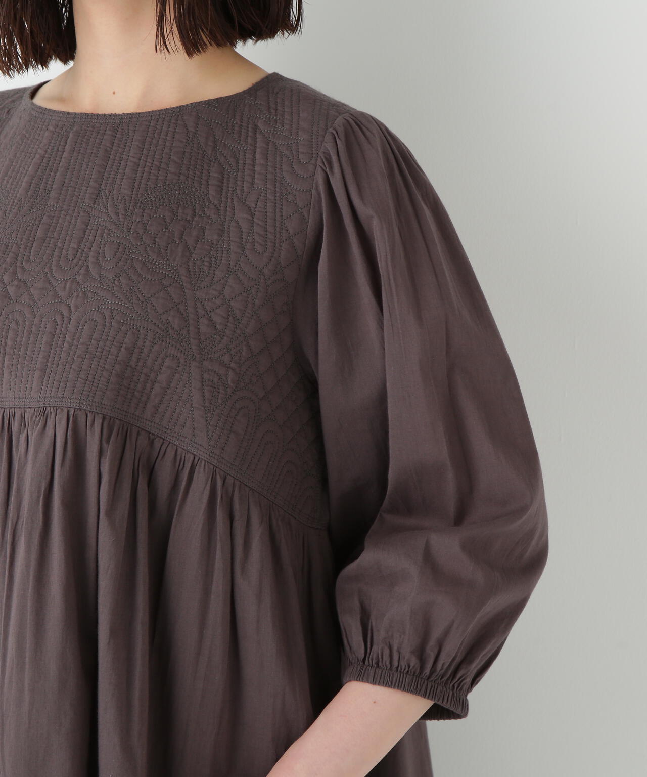 インドコットンボイルキルティングドッキングワンピース | human woman