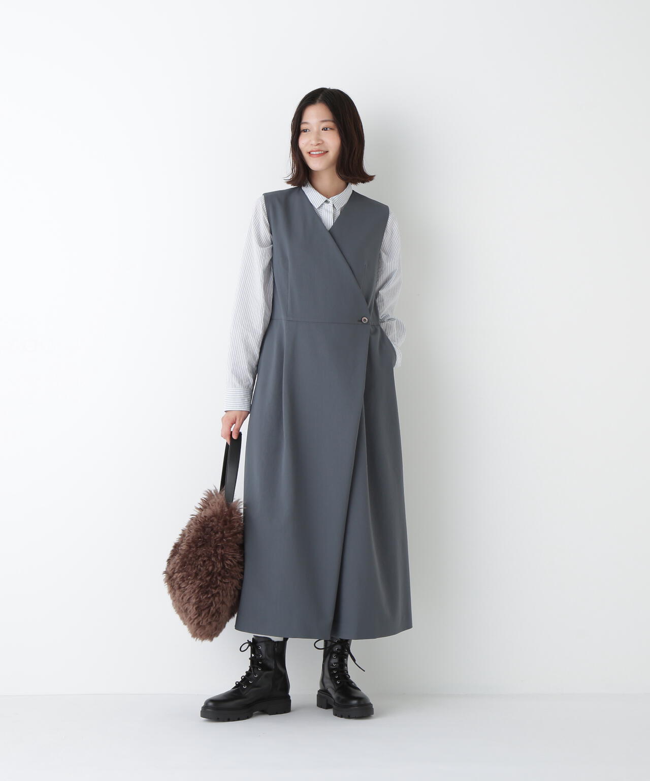 Ｔ／ＴＡツイルラップ風ノースリーブワンピース