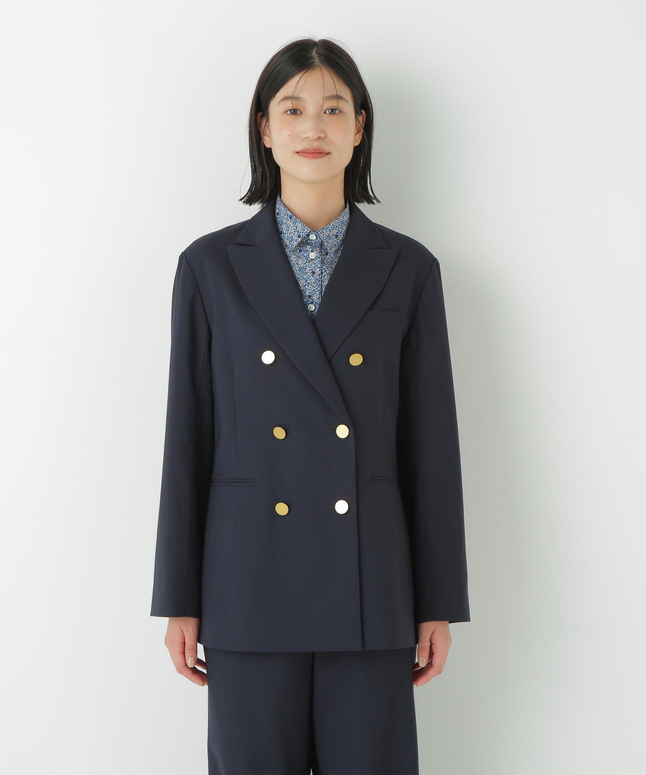 強撚シャークスキンピークドラペルジャケット