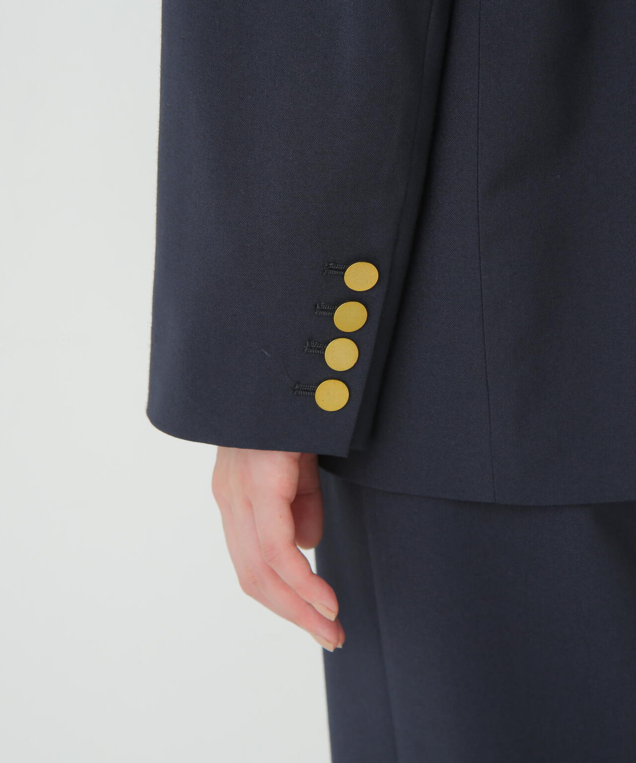 強撚シャークスキンピークドラペルジャケット