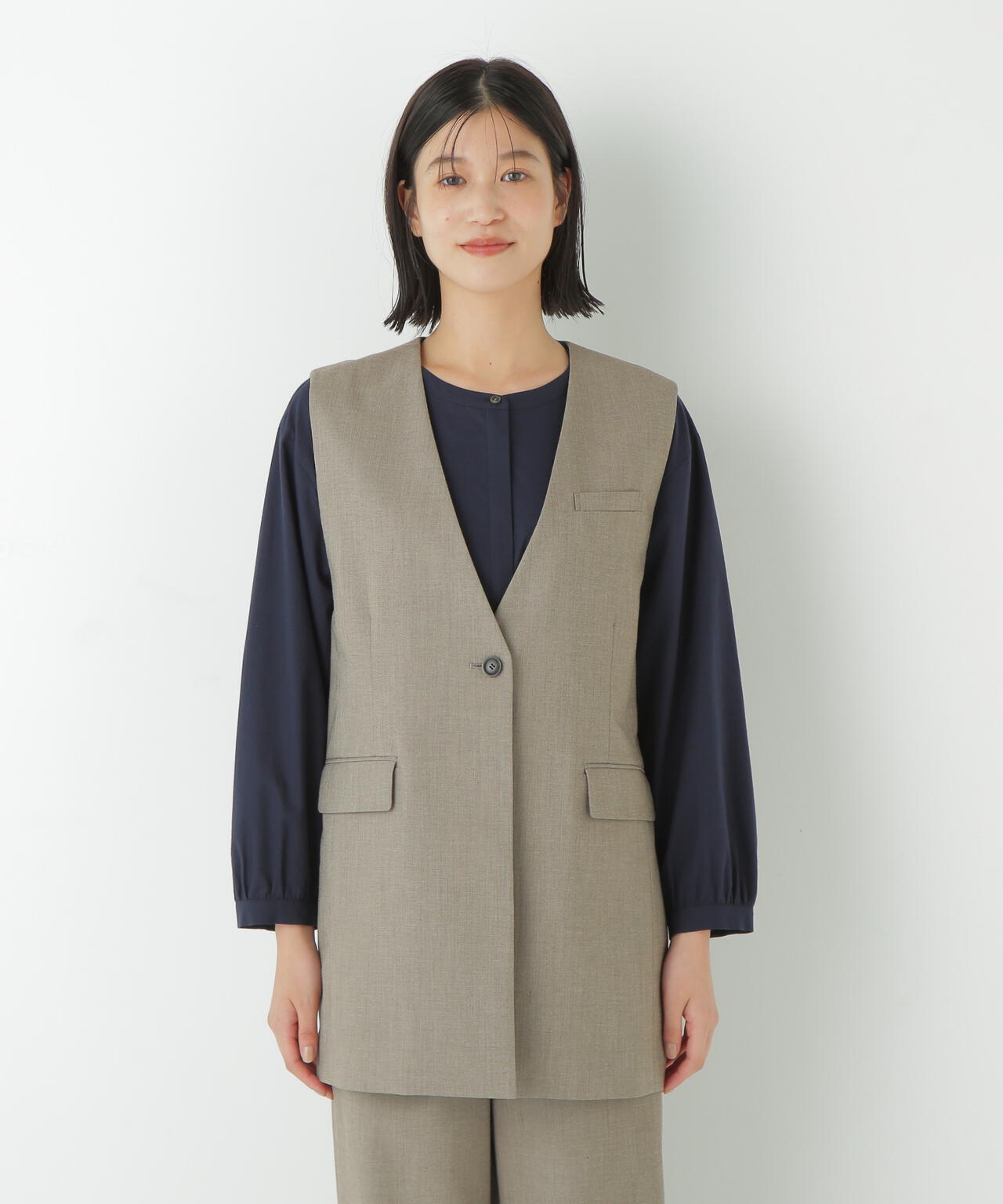 強撚シャークスキンノーカラージレ | human woman（ヒューマン