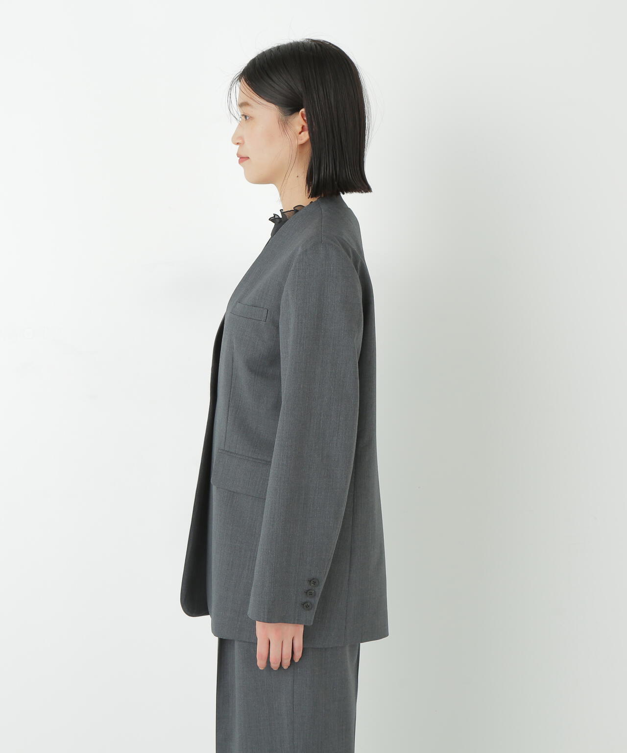 Vネックノーカラージャケット | human woman（ヒューマン