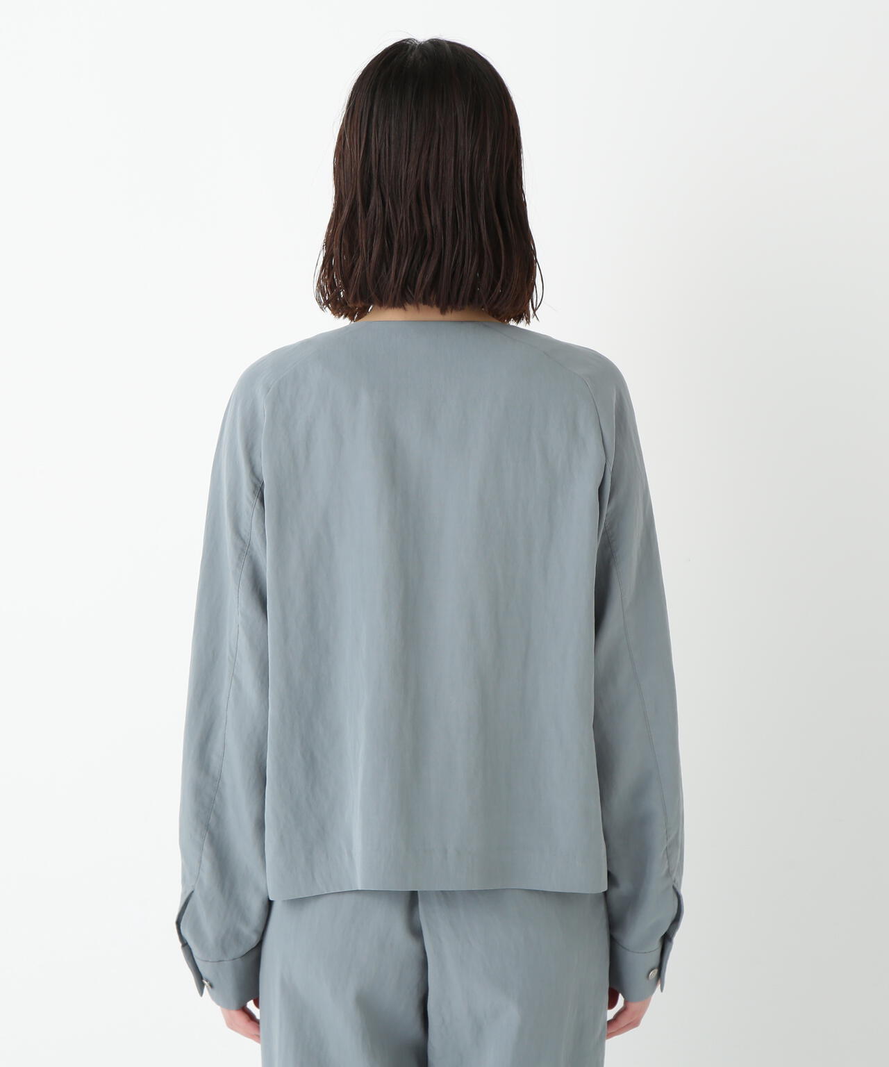 クルーネックショートブルゾン